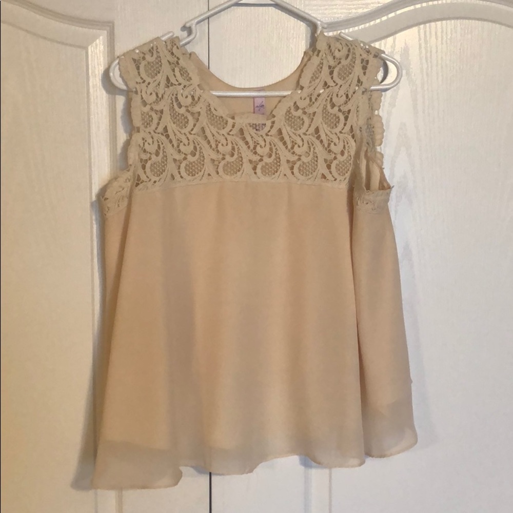 Lace chiffon flowing top